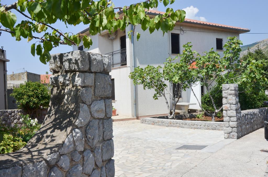 Apartments Nikola 센 외부 사진